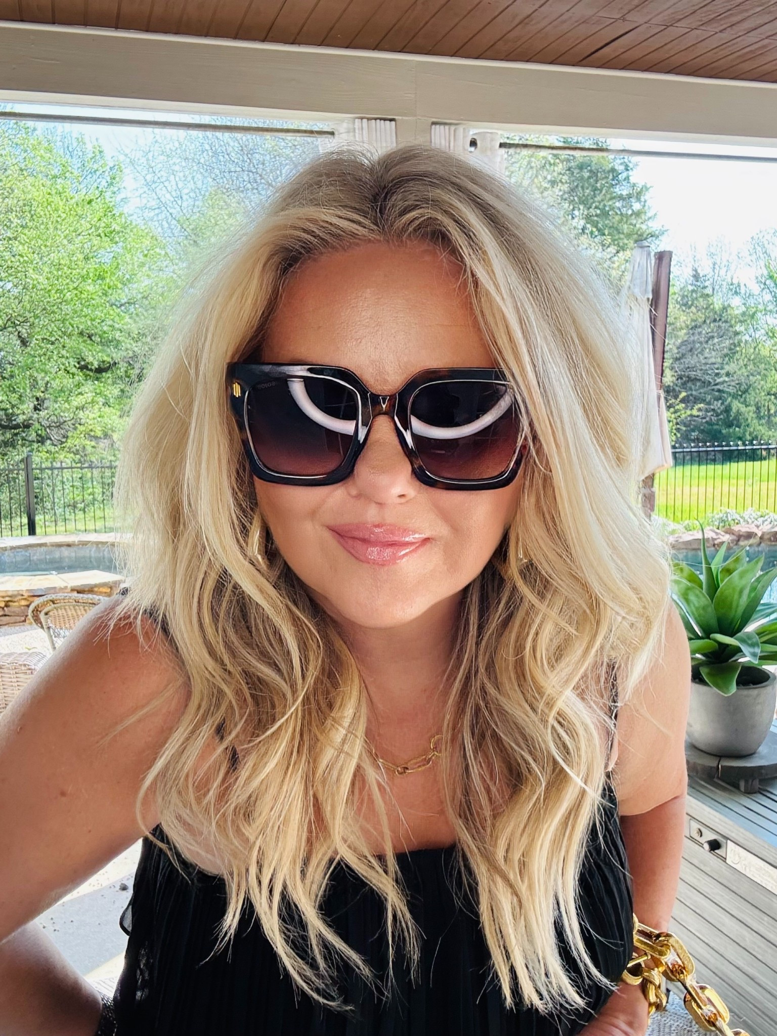 Love these Amazon dupe sunnies for high end look without the high end price tag! ☀️

#LTKBeauty #LTKootd #LTKOver40