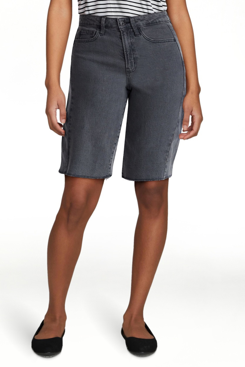 Time and Tru Women's Barrel Bermuda Shorts, Sizes 0-20 | Walmart (US)