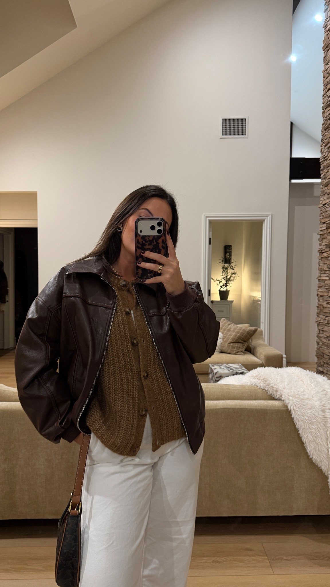 My favorite fall look 
With my favorite cozy cardigan 

Fall look 
Winder look
Winter dinner outfit 

#LTKHoliday #LTKStyleTip #LTKGiftGuide