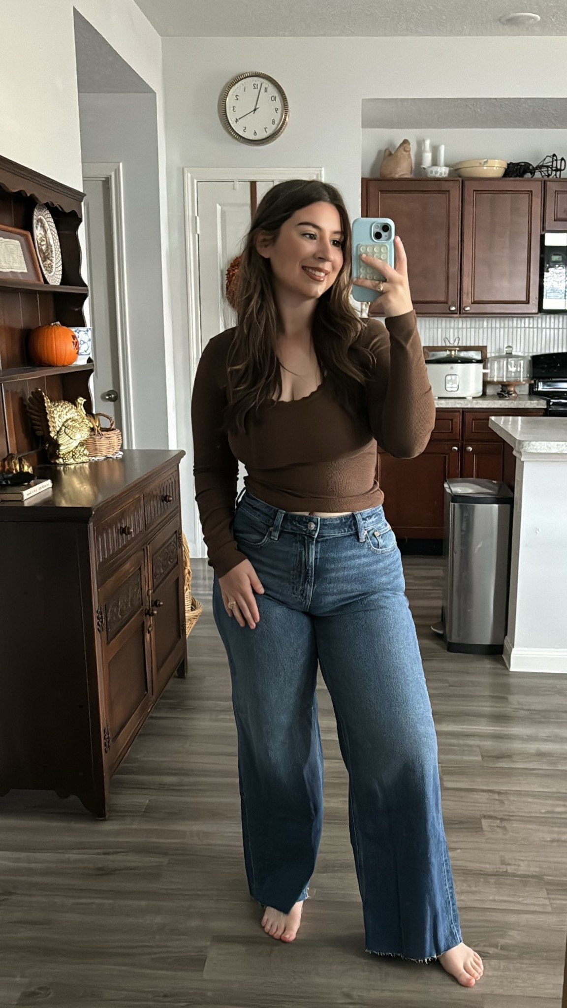 american eagle fall haul! 🤎

size small in top, 6 regular in jeans  

#LTKFindsUnder100 #LTKSeasonal #LTKFindsUnder50