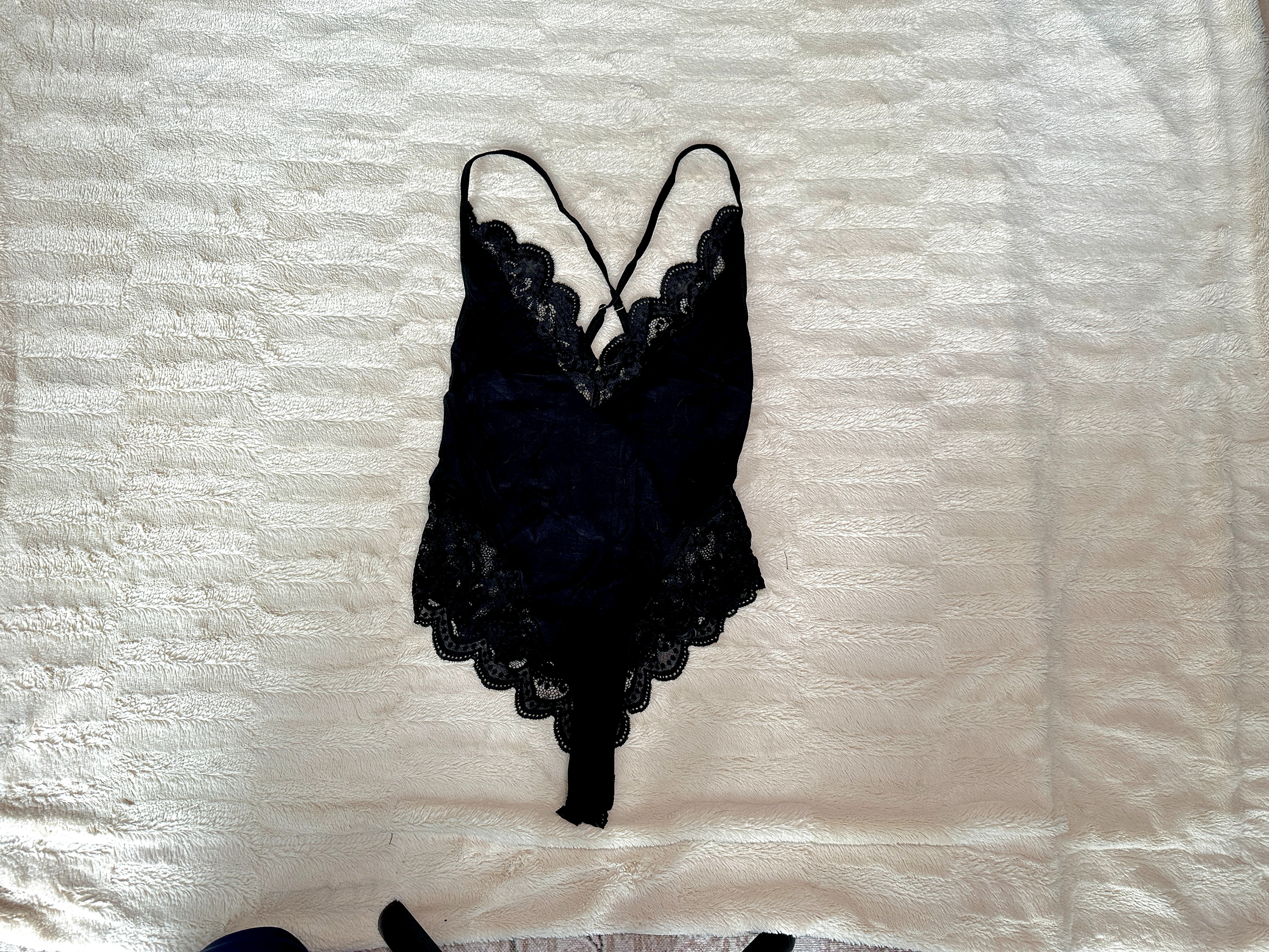 Feel confident and unforgettable ✨💖 with this deep V lace bodysuit! Designed with a flattering plunge neckline, delicate lace details, and a curve-hugging fit, it gives the perfect mix of bold style and feminine elegance 💕👗. Perfect for layering, date nights, or making any outfit feel instantly elevated and confident 👀✨. Trust me, this is one statement piece you’ll love reaching for 💕

#lacebodysuit #deepvneck #womensfashion #outfitinspo #date night #fashionstyle #stylishlook #ootd #confidenceboost #bodysuitstyle #lacefashion #wardrobeessentials #fashionfinds #trendystyle #glamlook #nightoutfit #styleinspo #musthave #ltkfashion #ltkfinds #closetupgrade #femininefashion #statementstyle 

 