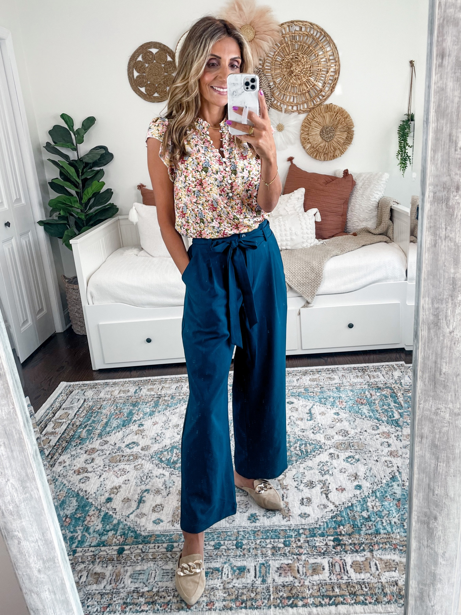 Amazon workwear
Teacher outfit 

#LTKstyletip #LTKunder50 #LTKworkwear