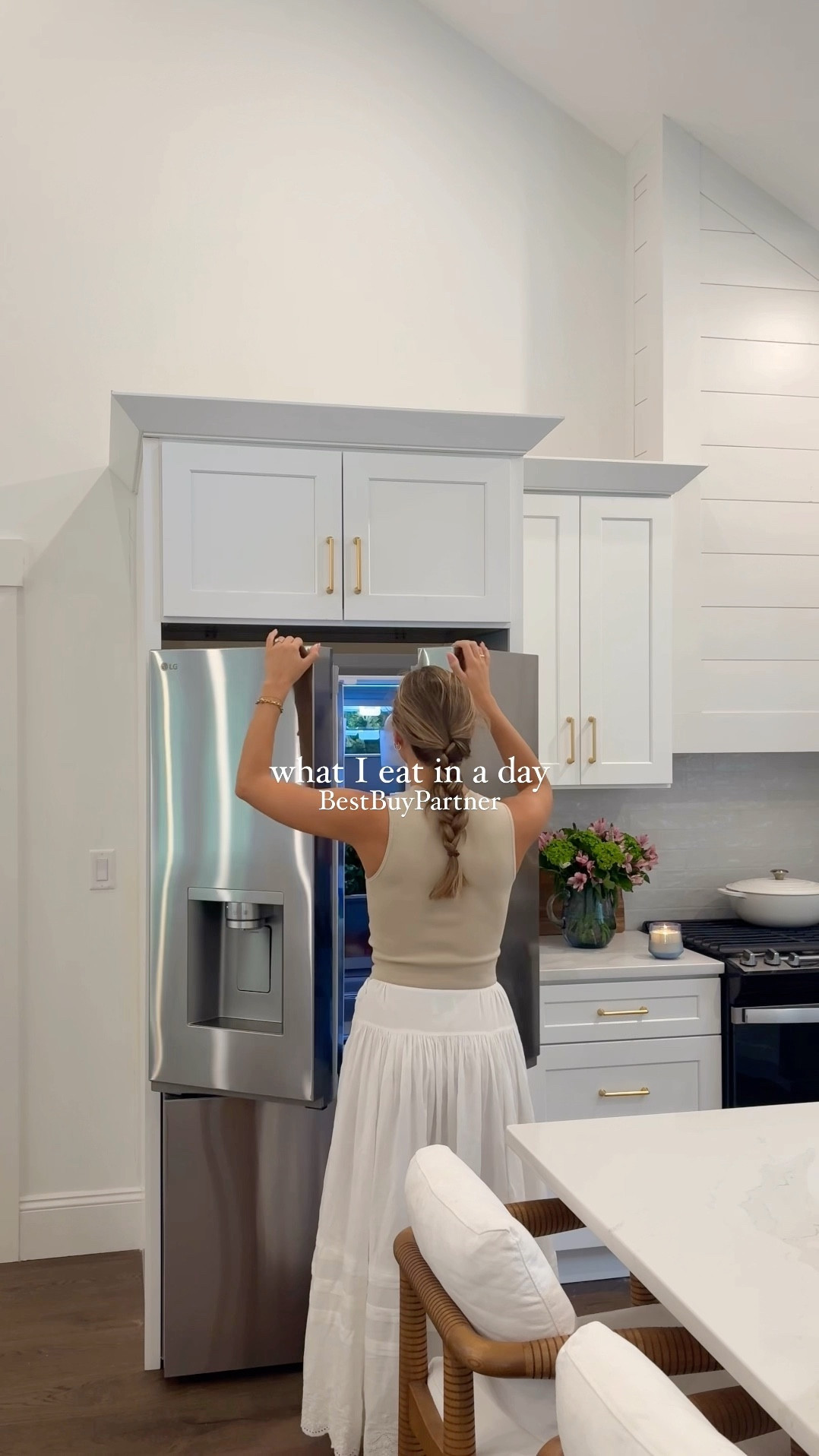 #BestBuyPartner what I eat in a day with what I prepped in the fridge for the week 🥑🥕the LG Counter Depth Max Refrigerator has single-handedly improved my daily beverages with it’s 4 kinds of ice 🍵 now available at @bestbuy

#LTKVideo #LTKhome