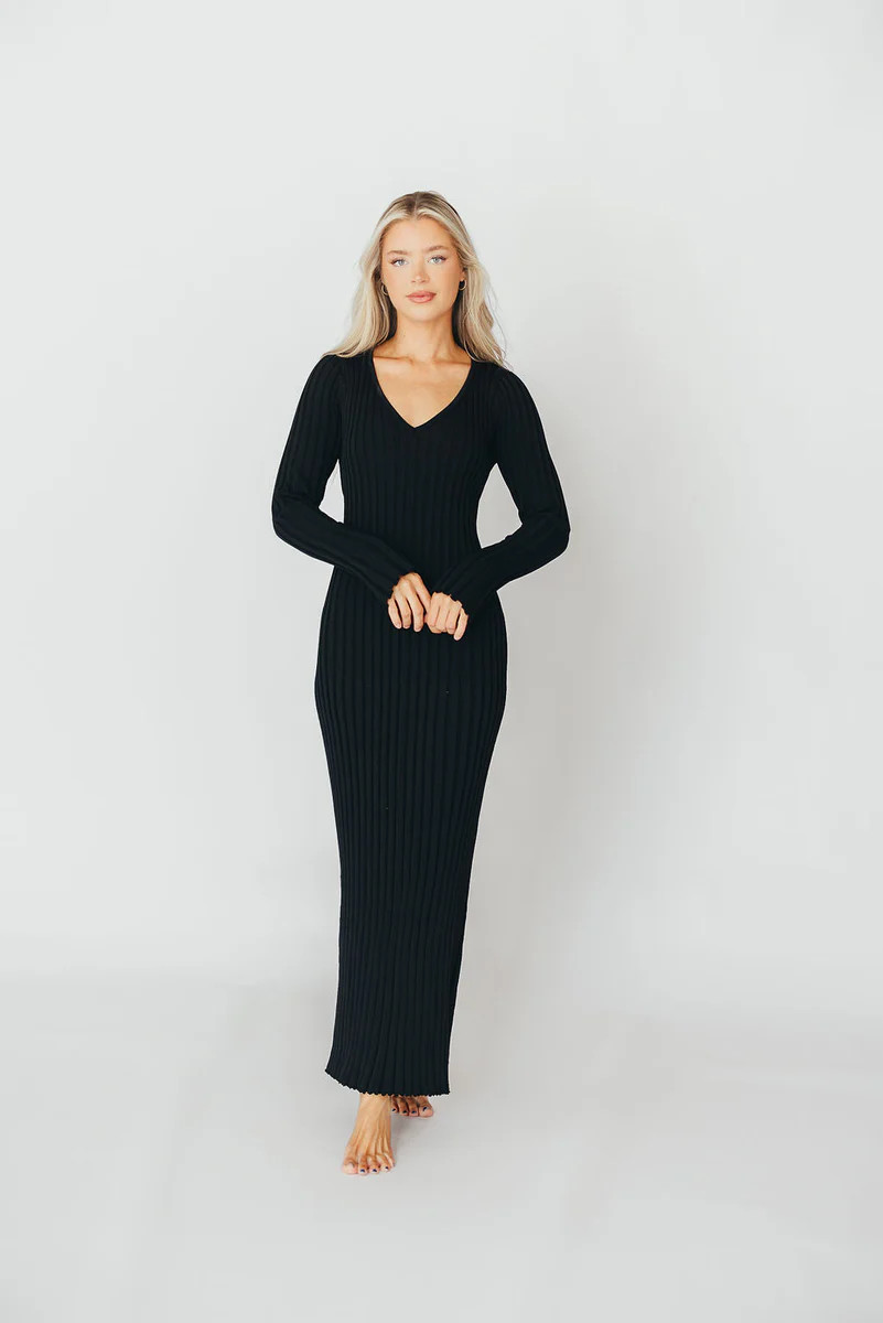 Berkeley Ribbed Knit Maxi Dress With V-Neck in Black | Worth Collective