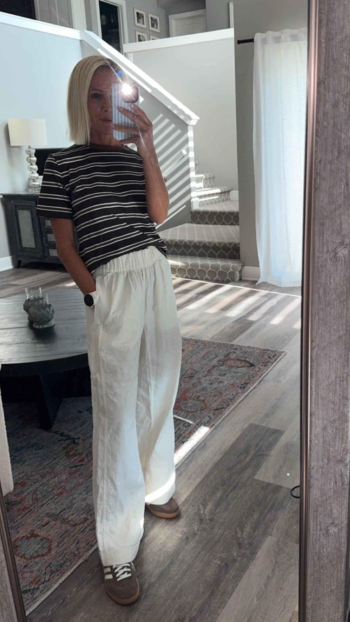 Fall is here! 
Love this top from aritzia! Linking some dupes as well.

#LTKmomlife #LTKOver40 #LTKPetite