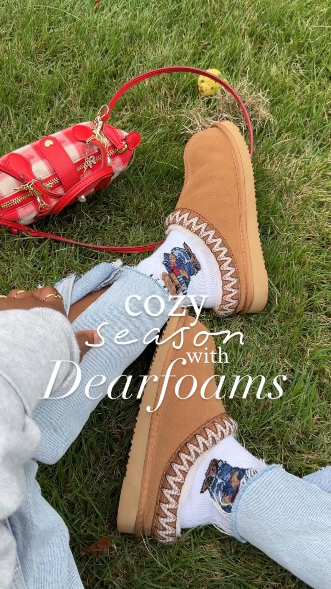 #ad the coziest season spent in my @Dearfoams 🧸🤎#DearfoamsRealShearling #DearfoamsFireside #MyDearfoams #Dearfoams