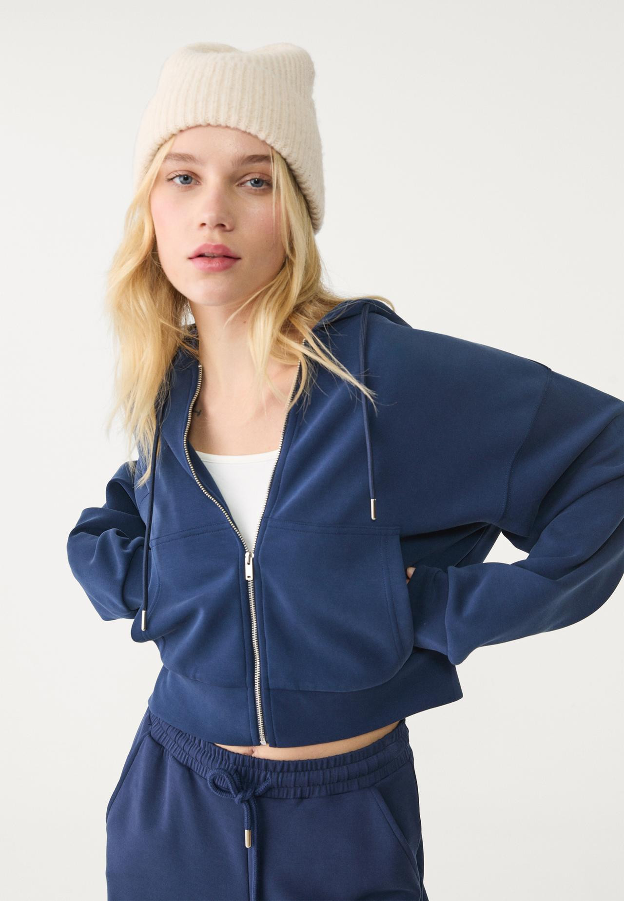 Soft touch hooded jacket | Stradivarius (UK)