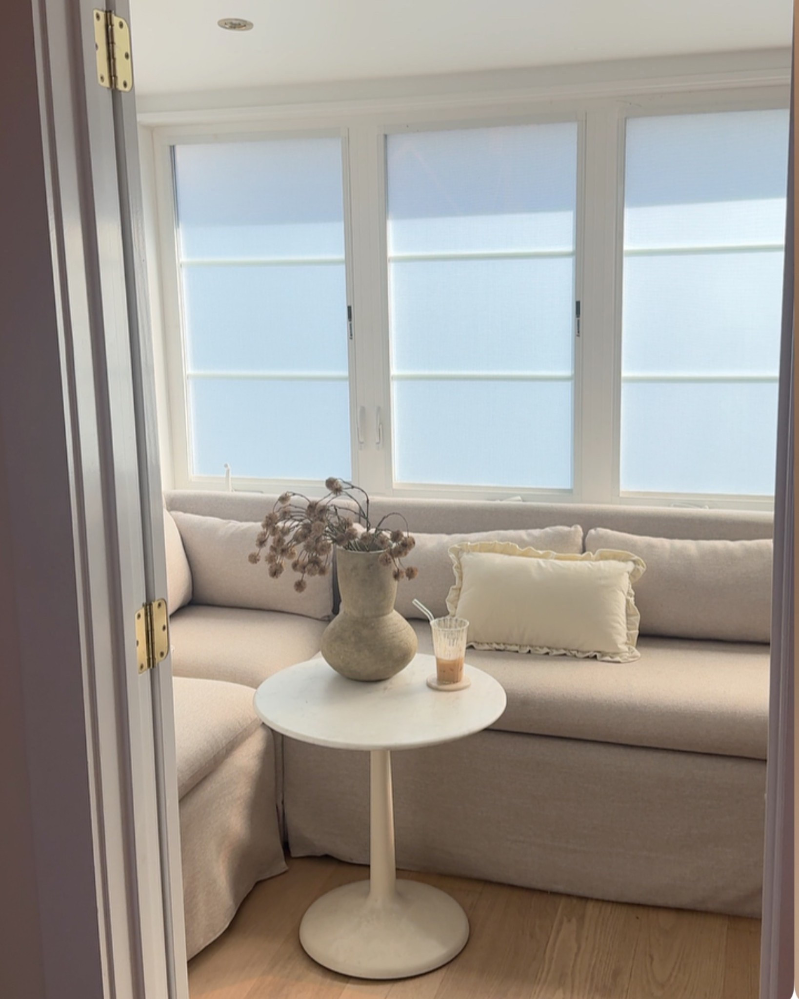 Reading nook🤍

#LTKWedding #LTKFindsUnder50 #LTKFindsUnder100