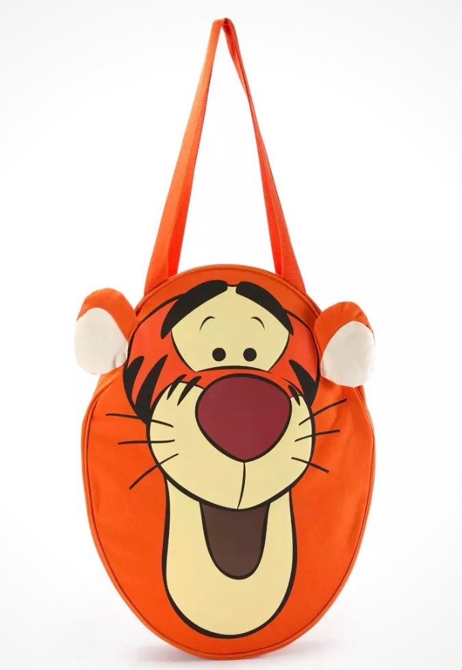 New big face totes are here! Winnie the Pooh, tigger, and the mini Donald and daisy totes 😍🩷

#LTKootd #LTKActive #LTKSeasonal