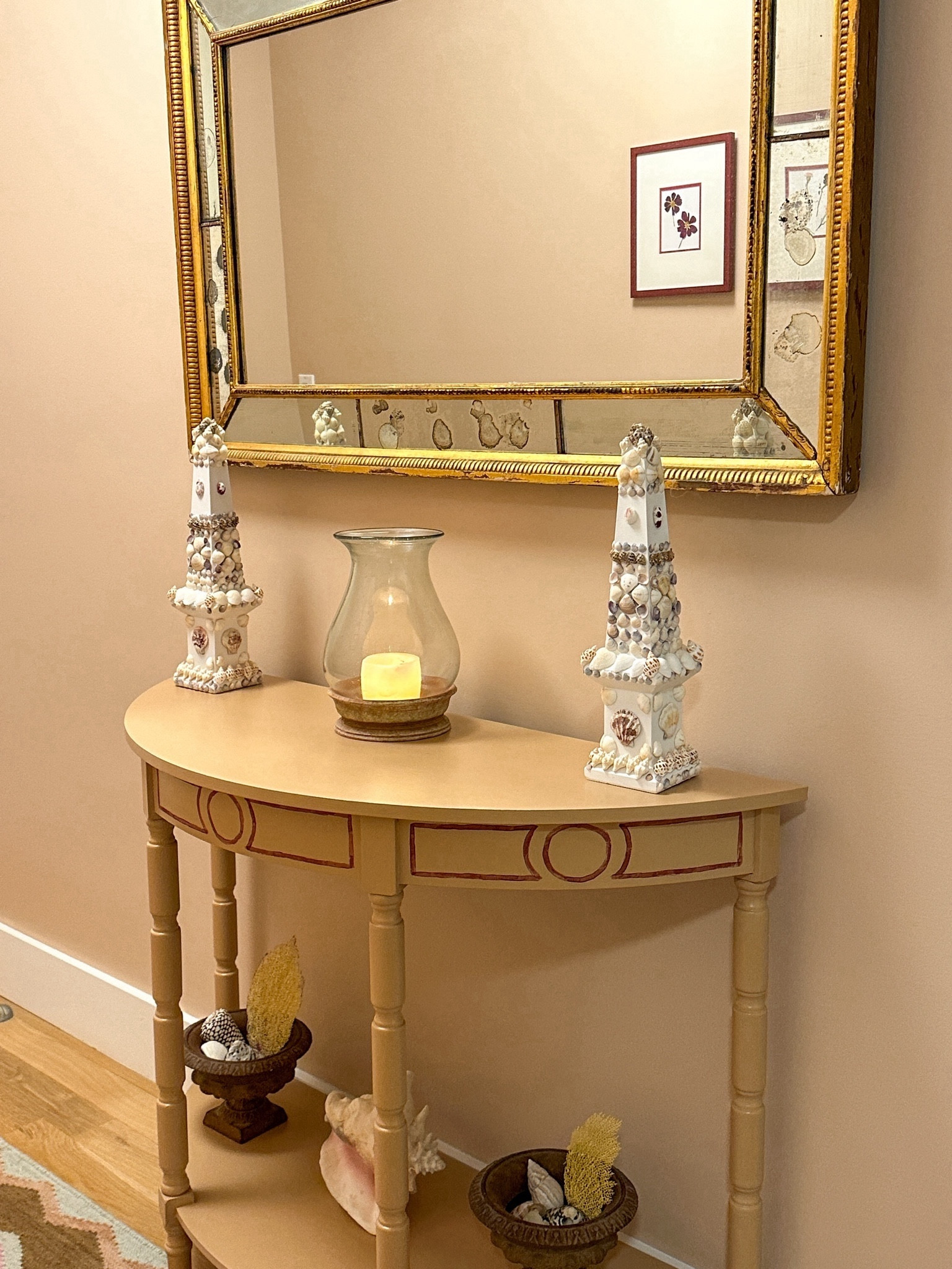 I’m still basking in the glow of my entry hallway transformation. The vision was to make it feel like you’re embraced with a warm hug when you walk in the door. Mission accomplished, I think. 

#LTKhome