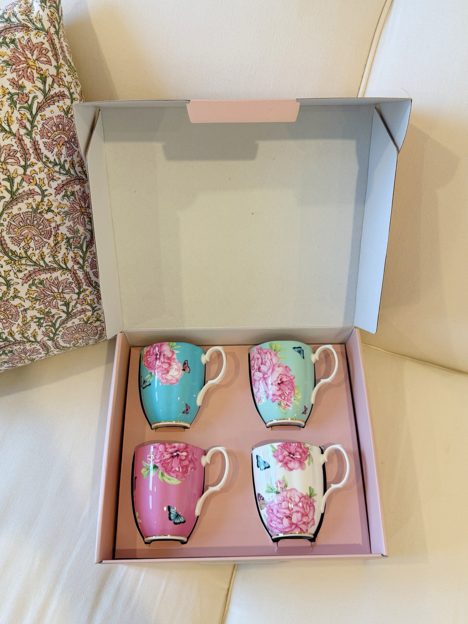 I love this new mug set I received for Christmas! It’s the Royal Albert 100 year collaboration from Macy’s! 