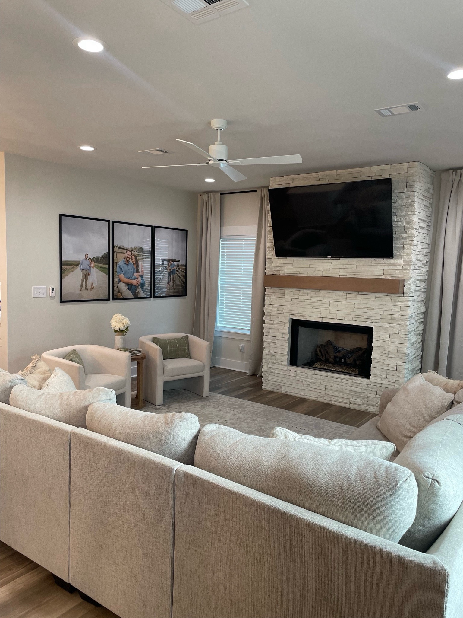 Living Room Aesthetic 🤎

Neutral Home, Modern Decor, Pottery Barn, Crate & Barrel, Neutral Home Aesthetic, Common Area 

#LTKhome #LTKU #LTKstyletip