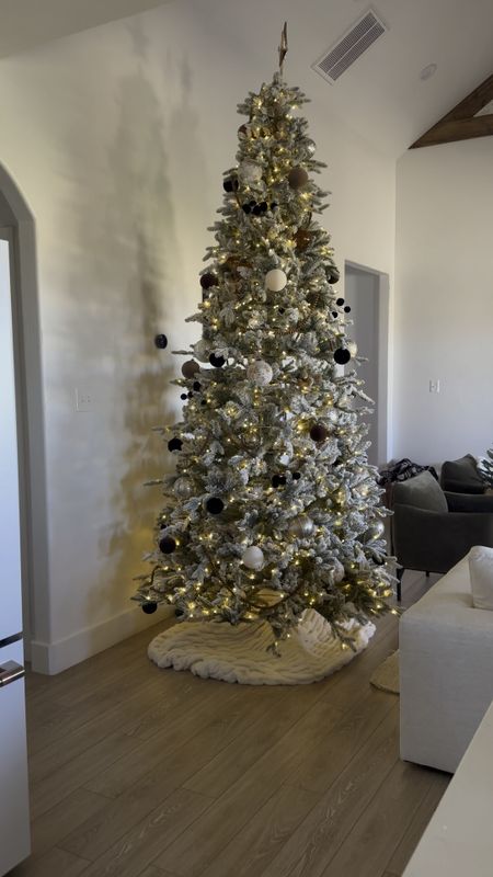 King of Christmas flocked Christmas tree
10ft Christmas tree 
Realistic tree

#LTKHolidaySale #LTKHoliday #LTKSeasonal