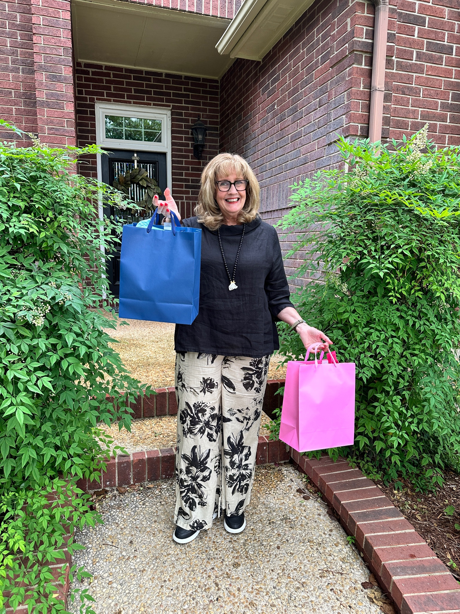 Beautiful linen from Bryn Walker at Dillards is a perfect way to wear black for spring!

#LTKmidsize #LTKstyletip #LTKover40