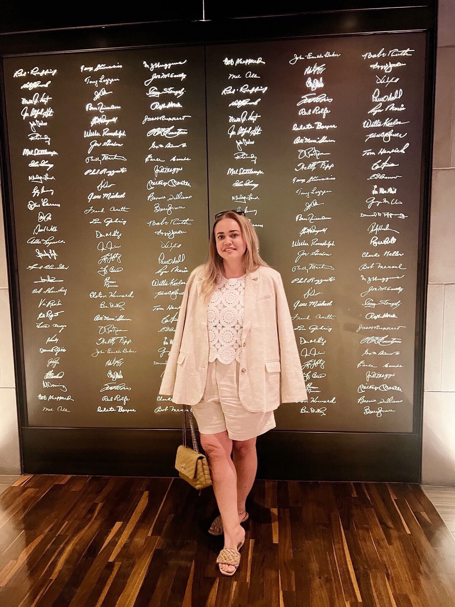 Casual and elegant outfit from Abercrombie. 


#LTKfindsunder100 #LTKmidsize