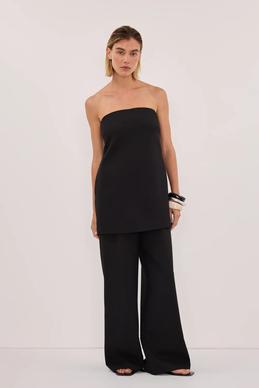 CYRUS BLACK STRAPLESS TUNIC TOP | DISSH