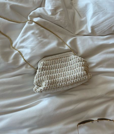 The perfect vacation bag 🫶🏻

#LTKFind #LTKtravel #LTKstyletip