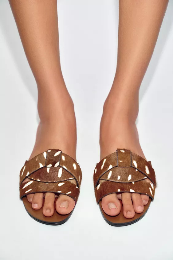 FAUX FUR CROSSED LEATHER SANDALS | Zara US