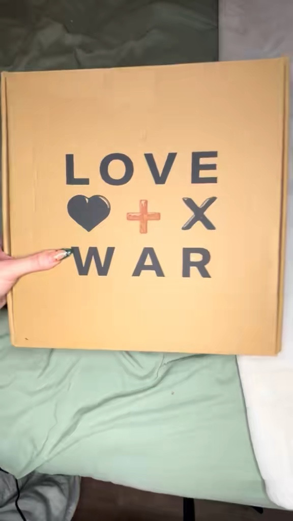 Love & War unboxing 🩷

Love and War bra unboxing ✨ trying on this Love and War bra for the first time and obsessed with the fit, support, and comfort. Perfect everyday bra, push up bra, plunge bra, and lingerie essential. If you love comfy bras that still look cute, this one is a must. Bra try on, lingerie haul, bra unboxing, everyday lingerie, supportive bra, comfortable bra, and wardrobe essentials 💕

#LTKU #LTKgrwm #LTKSpringSale