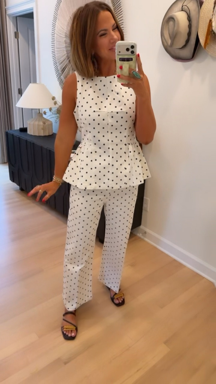 code betsy15 works for avara for first time customers ♥️ this runs a little big, maybe size down if you want it more fitted.

#LTKootd #LTKSaleAlert #LTKBeauty