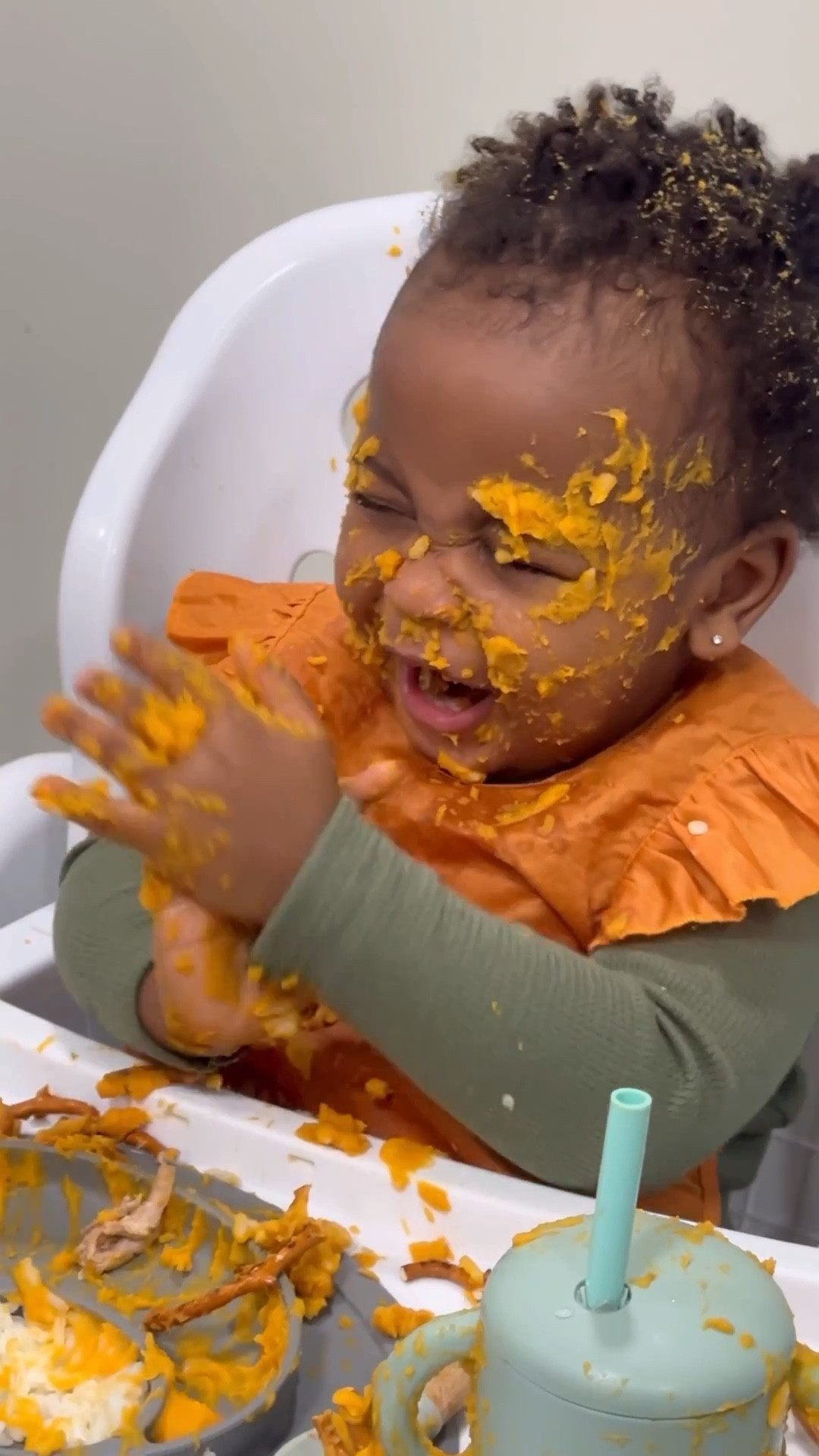Baby Led Weaning isn’t for the weak, but it’s so worth it. My daughter was eating with utensils by 1! 🤯

This approach to starting solids helps with fine motor skills, hand-eye coordination, and oral-motor skills. It also encourages them to eat at their pace, explore, and experience different tastes & textures. 

Here are my BLW essentials 🍽️

#LTKKids #LTKBaby #LTKFamily