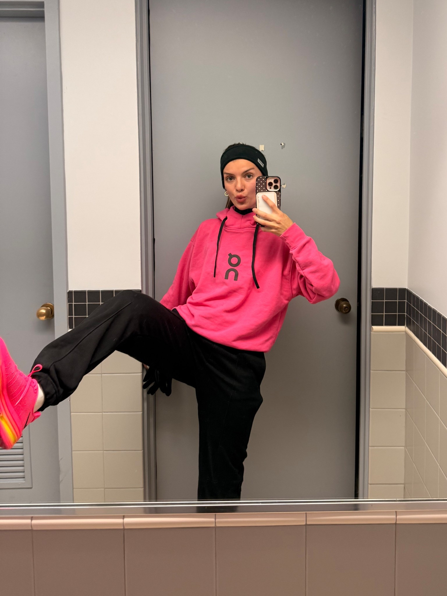 Wearing xs in top & bottoms

#LTKfitnessgoals #LTKActive #LTKU