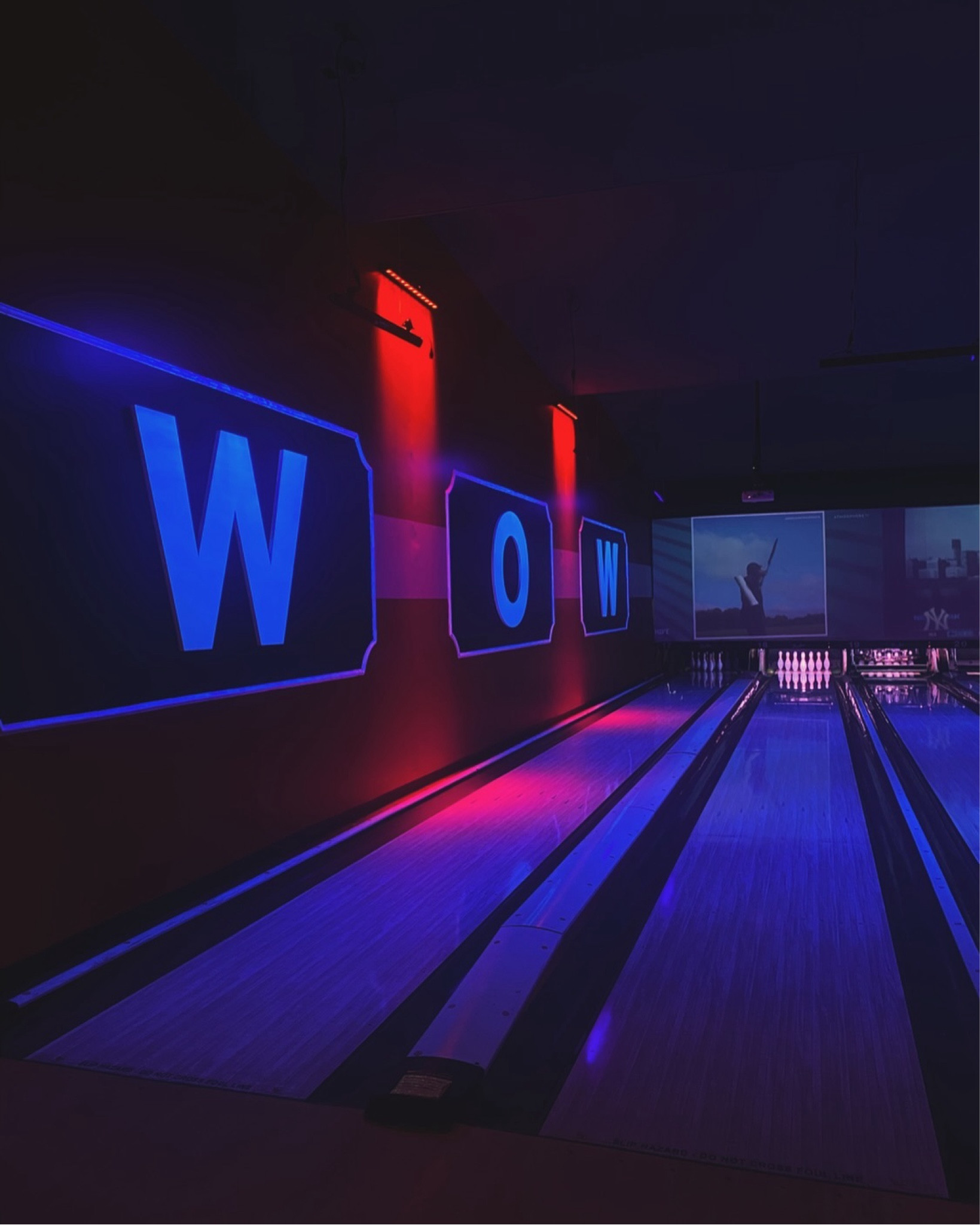 “Striking a perfect balance between fun and finesse. 🎳✨”

Bowling night vibes never looked so chic. 💫 

@bowlerobowl 

#BowlingNights #StrikeAPose #GameOn #FunAndFinesse #NightOut #BowlingAlley #TrendySpots #VibeCheck