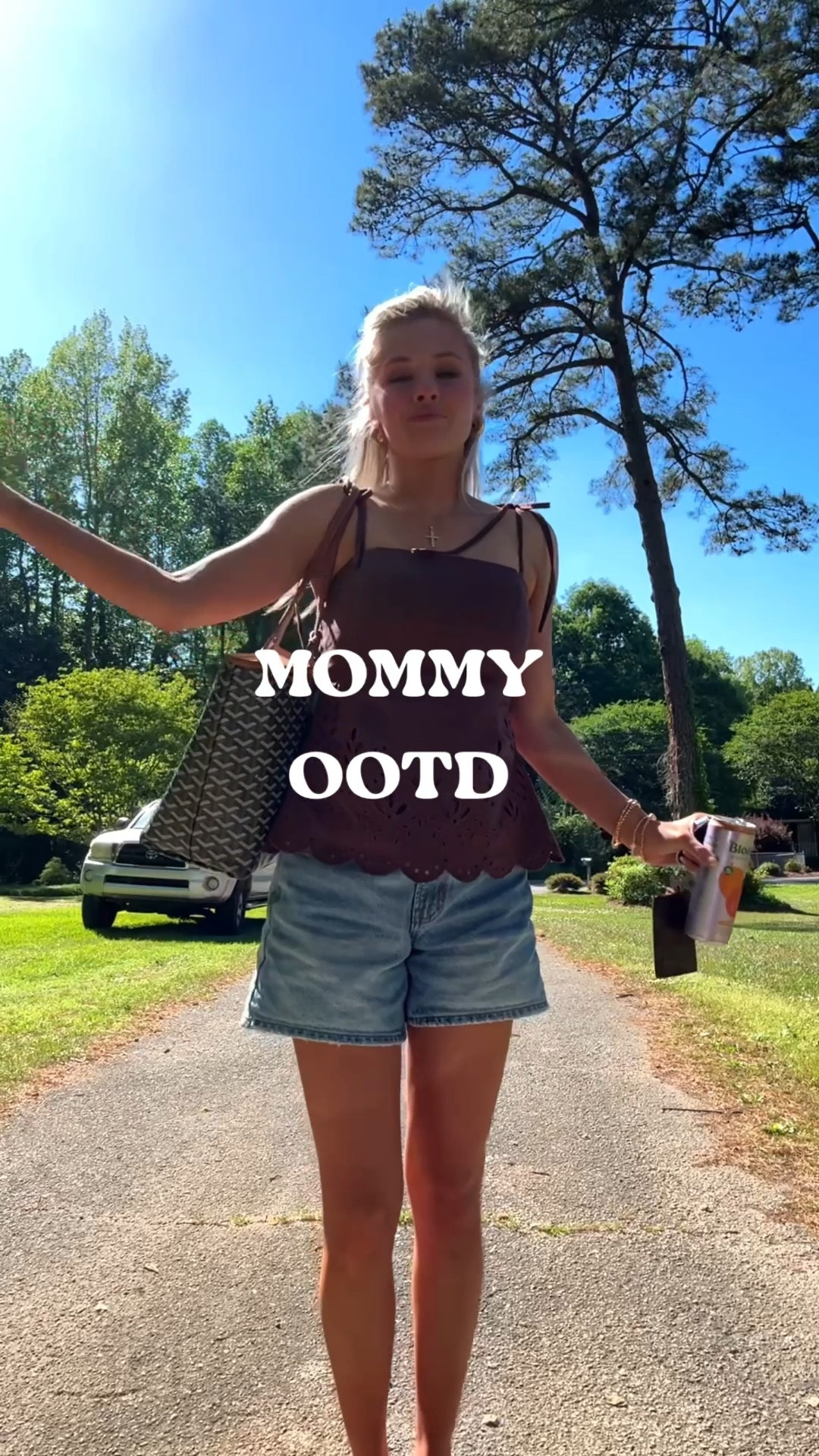 Mommy outfit of the day - some hit mom outfits need to be in your rotation

#LTKMothersDay #LTKootd #LTKmomlife