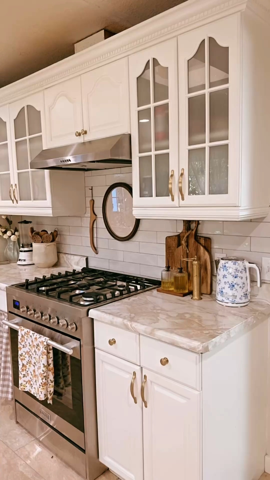 Shop my kitchen teakettle 