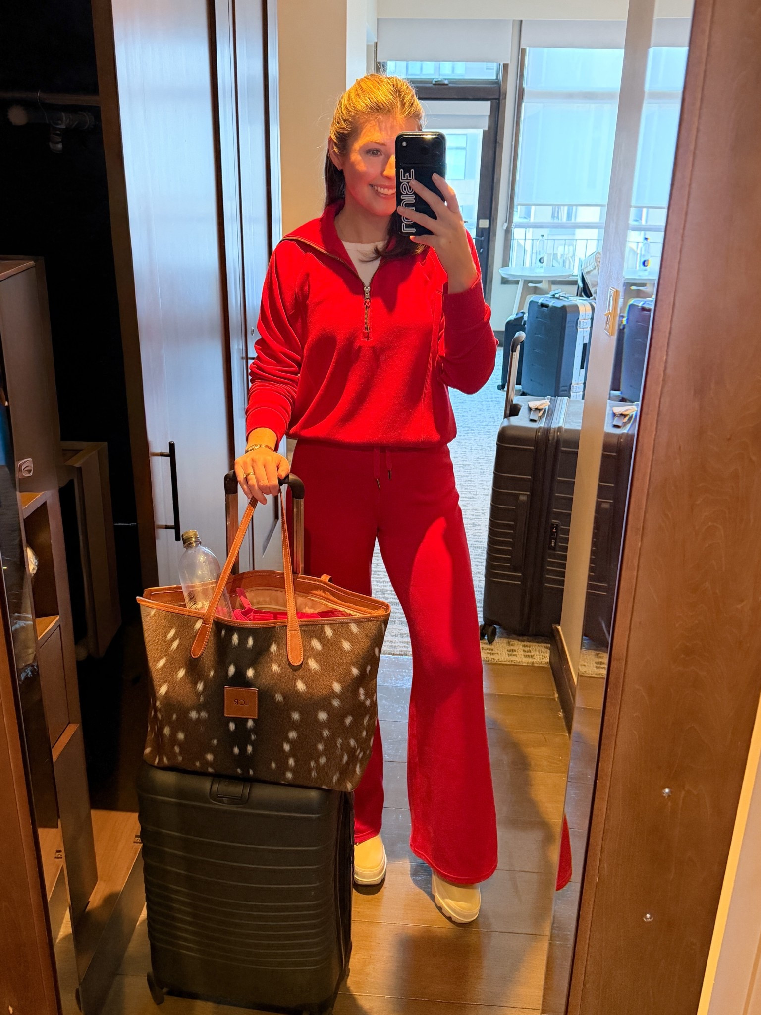 Travel outfit today! Wearing a S in set!