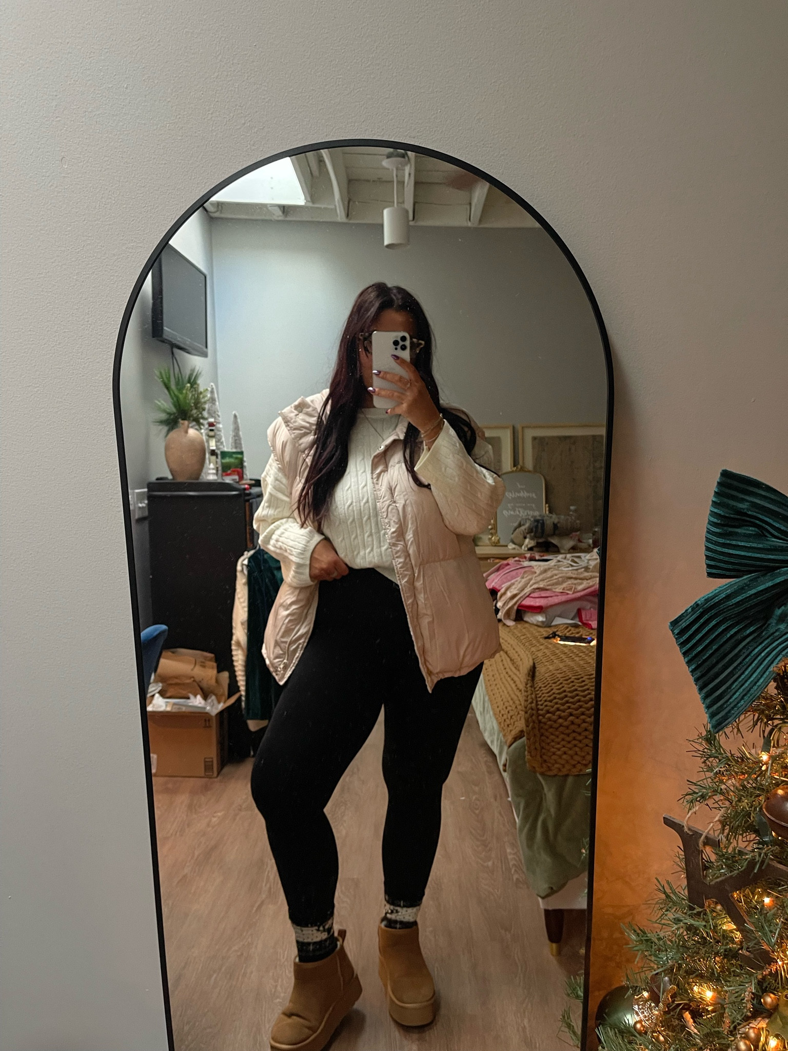 Xl in sweater 
Large in leggings 
Xl in vest 


#LTKSaleAlert #LTKMidsize #LTKStyleTip