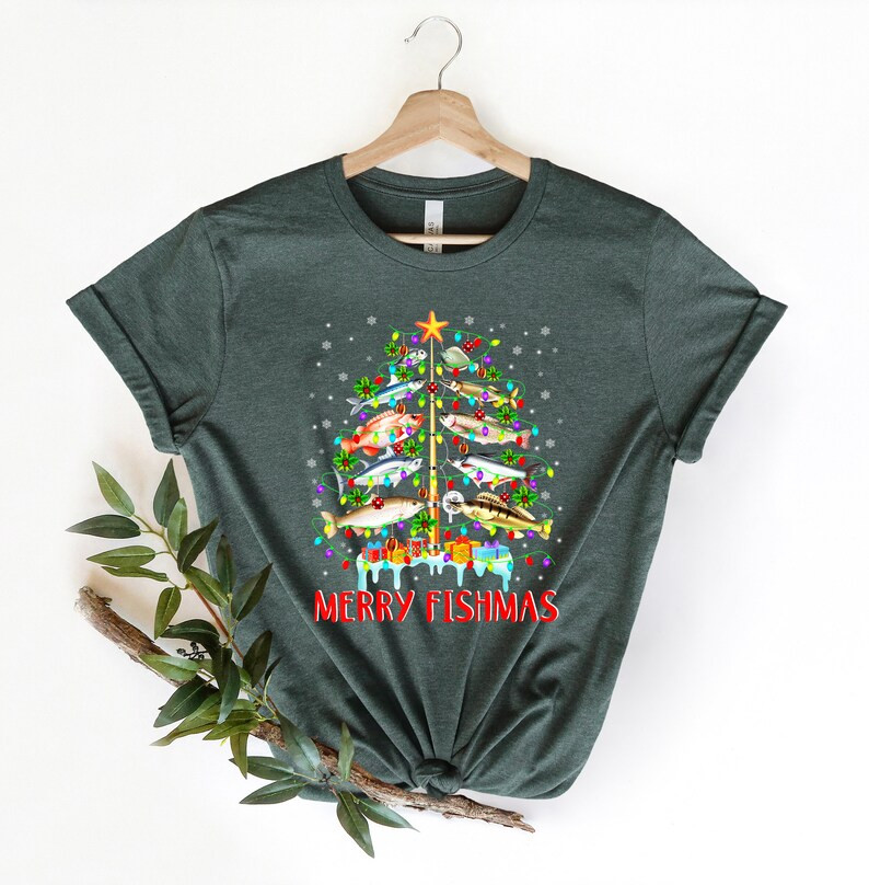 Camiseta Merry Fishmas: Camiseta de pescador con árbol de Navidad - Etsy | Etsy (US)