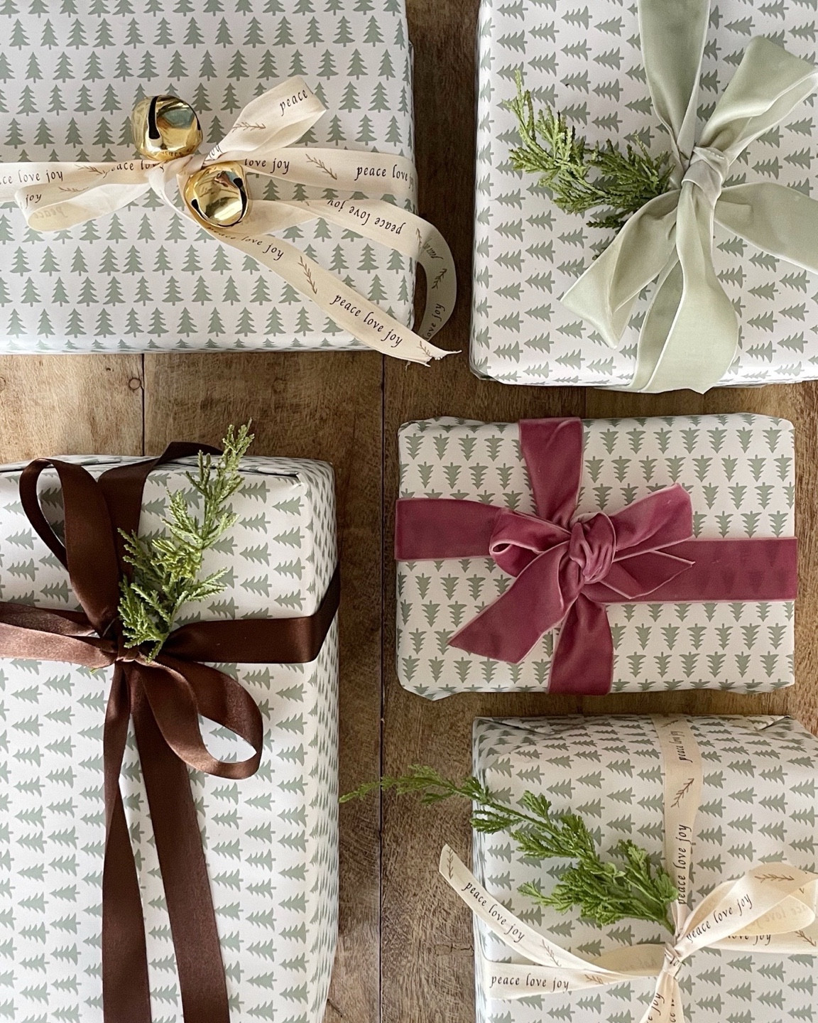 Christmas Wrappings 2024

#LTKGiftGuide #LTKHoliday #LTKSeasonal