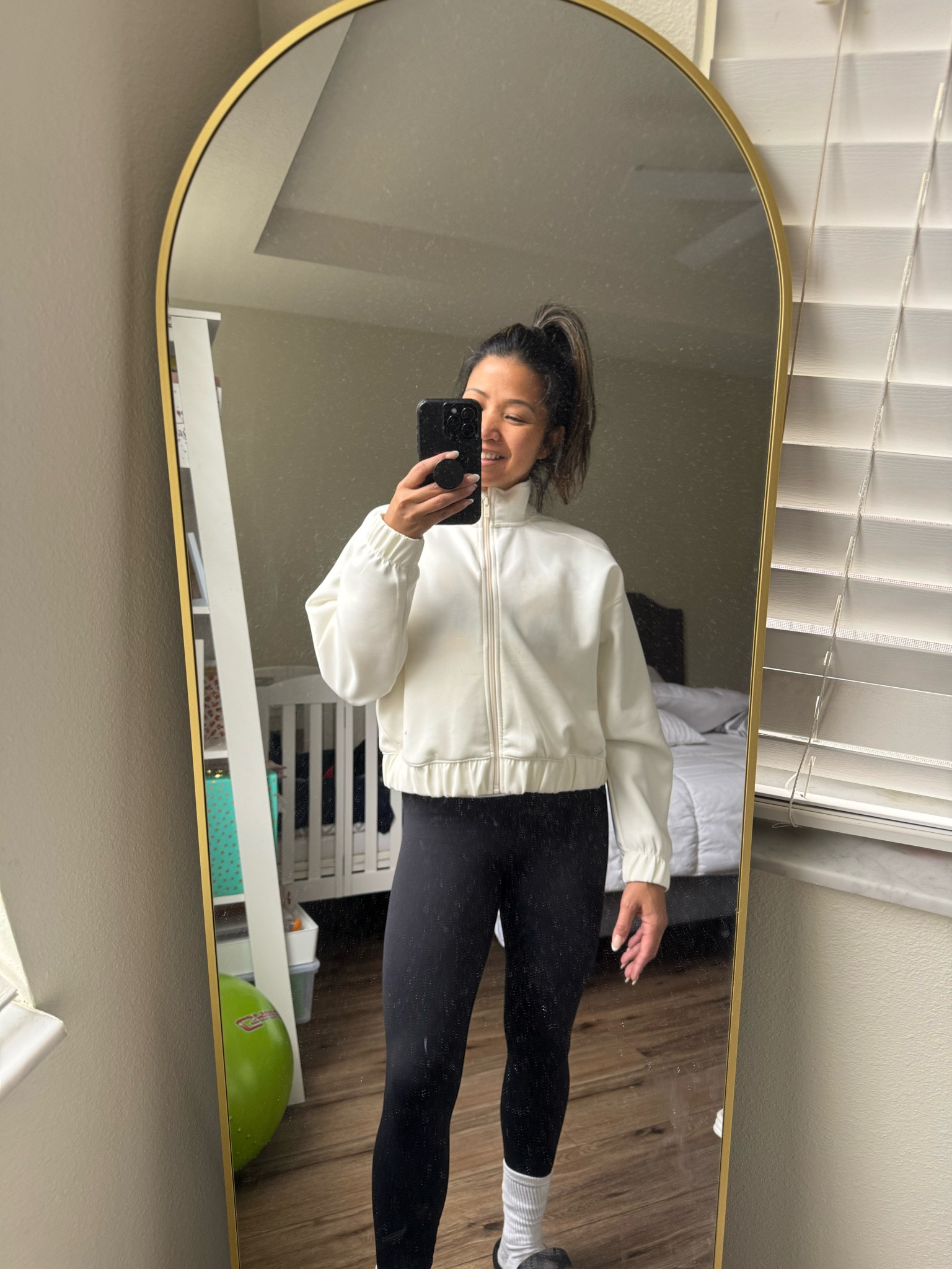 🤍🖤 All In Motion 

Be on the lookout for sales at Target, especially on this brand! They’re usually 30% off. 

I love how light and airy the jacket is and the comfort of the leggings, even when I do my HIIT workouts! 

Jacket: medium 
Leggings: small 

#LTKFitness #LTKActive
