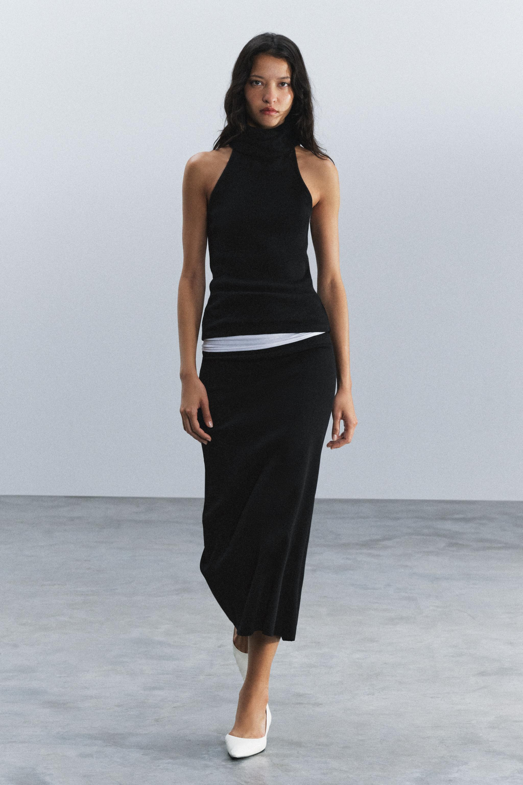 DescriptionColourCompositionMeasurements | Zara US
