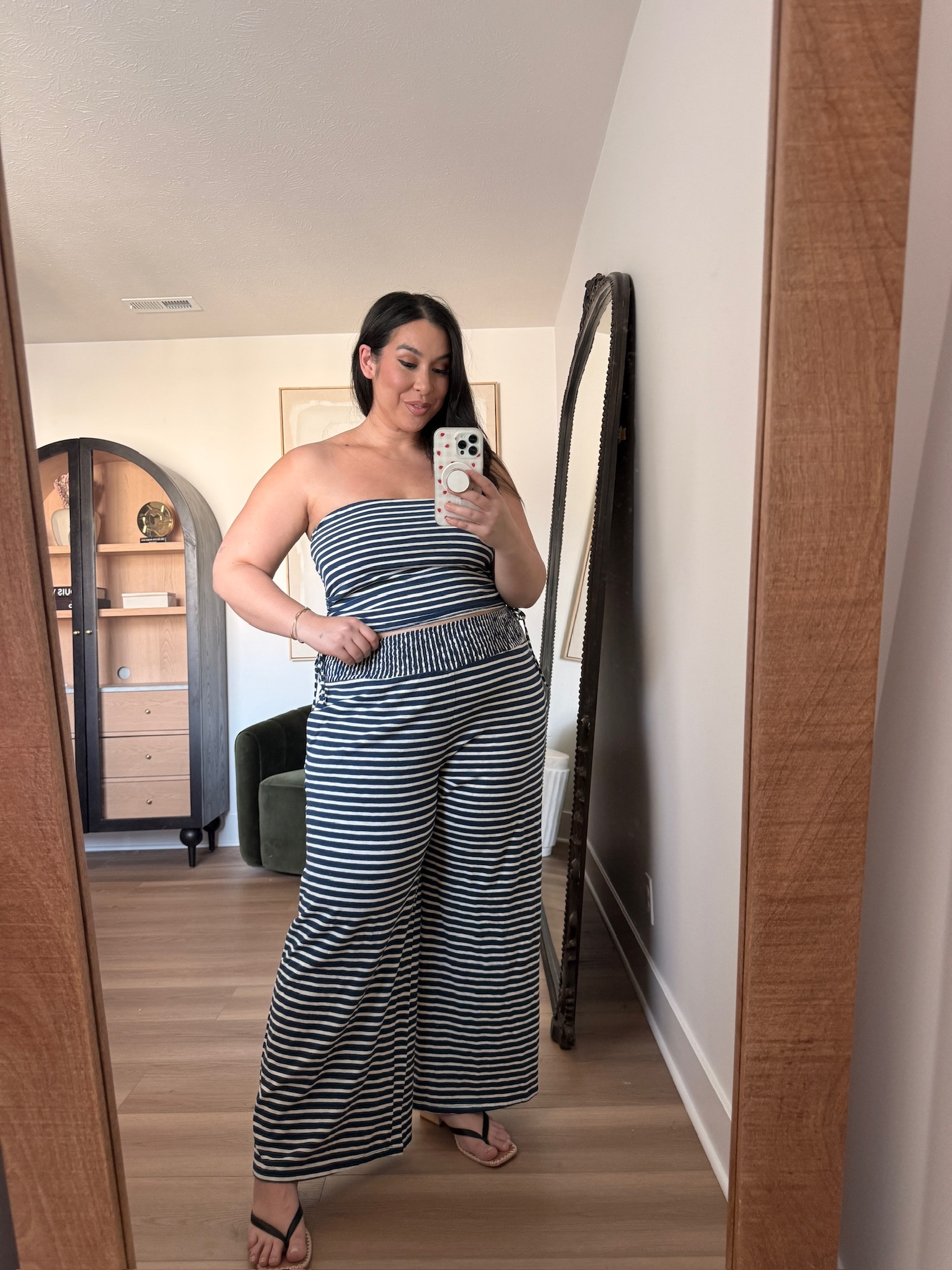 American Eagle midsize spring finds! Obsessed with this matching set.
-
-
-
Midsize, American Eagle, Spring, Spring OOTD, Jumpsuit, Dress, Shorts, Midsize spring, Midsize dress, Midsize tops, Midsize pants, Aerie, Spring midsize haul, Summer finds @American Eagle Outfitters 

#LTKSeasonal #LTKootd #LTKMidsize
