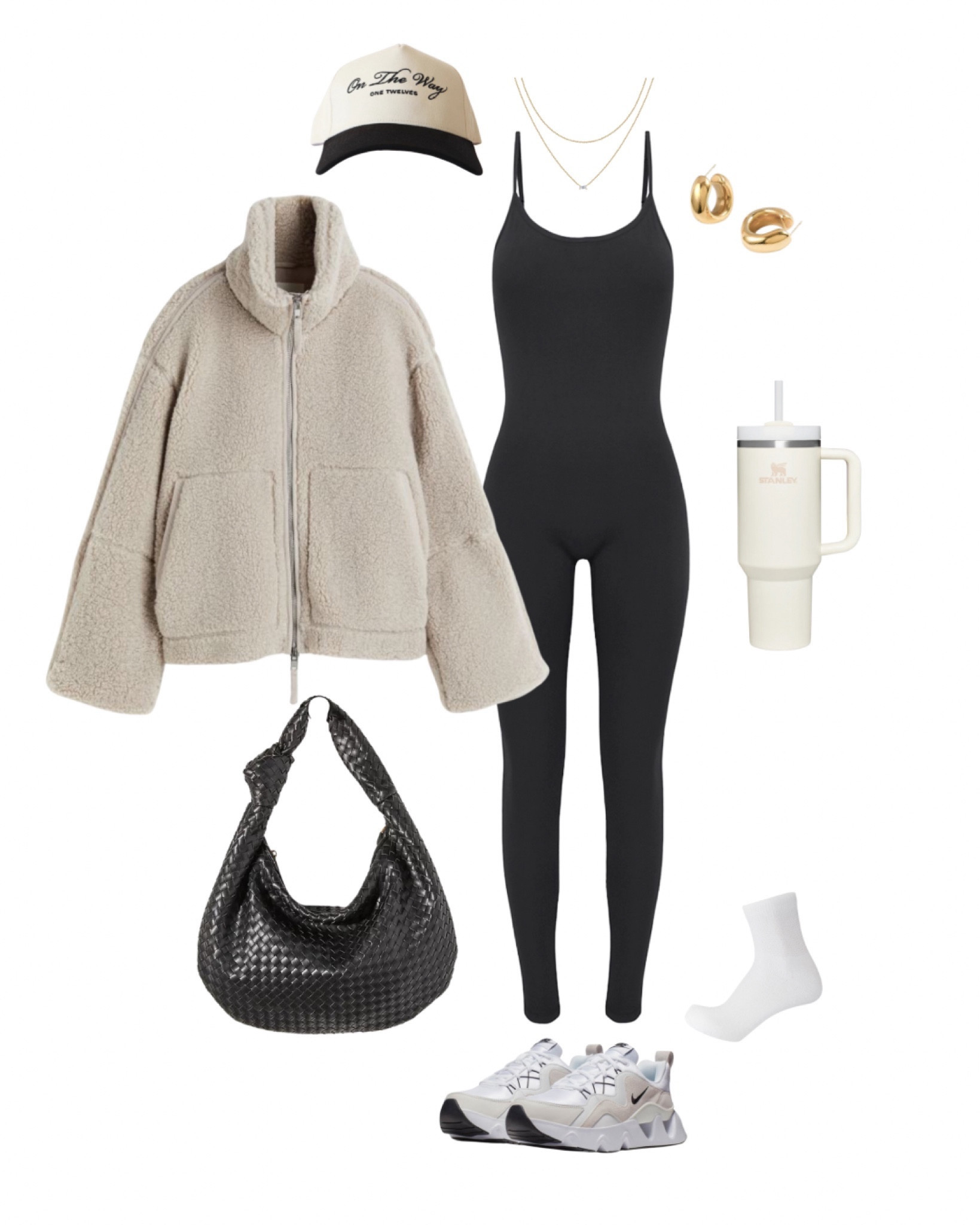 Winter gym/running errands outfit 🖤