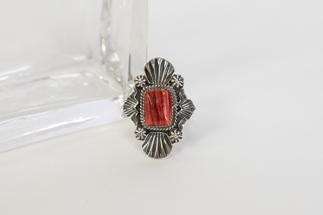Spiny Oyster ring with adjustable band | Etsy (US)