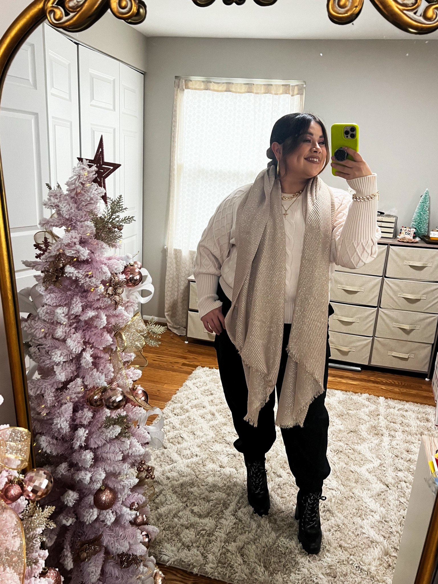 Sunday fit 💃🏻 as always, comfort is key but we wanna look cute ✨✨ LOVE the touch of gold woven into this scarf! The top, scarf, and booties, I got at Marshall’s, but found some good dupes for yall❤️ size XL top, 16 on bottom