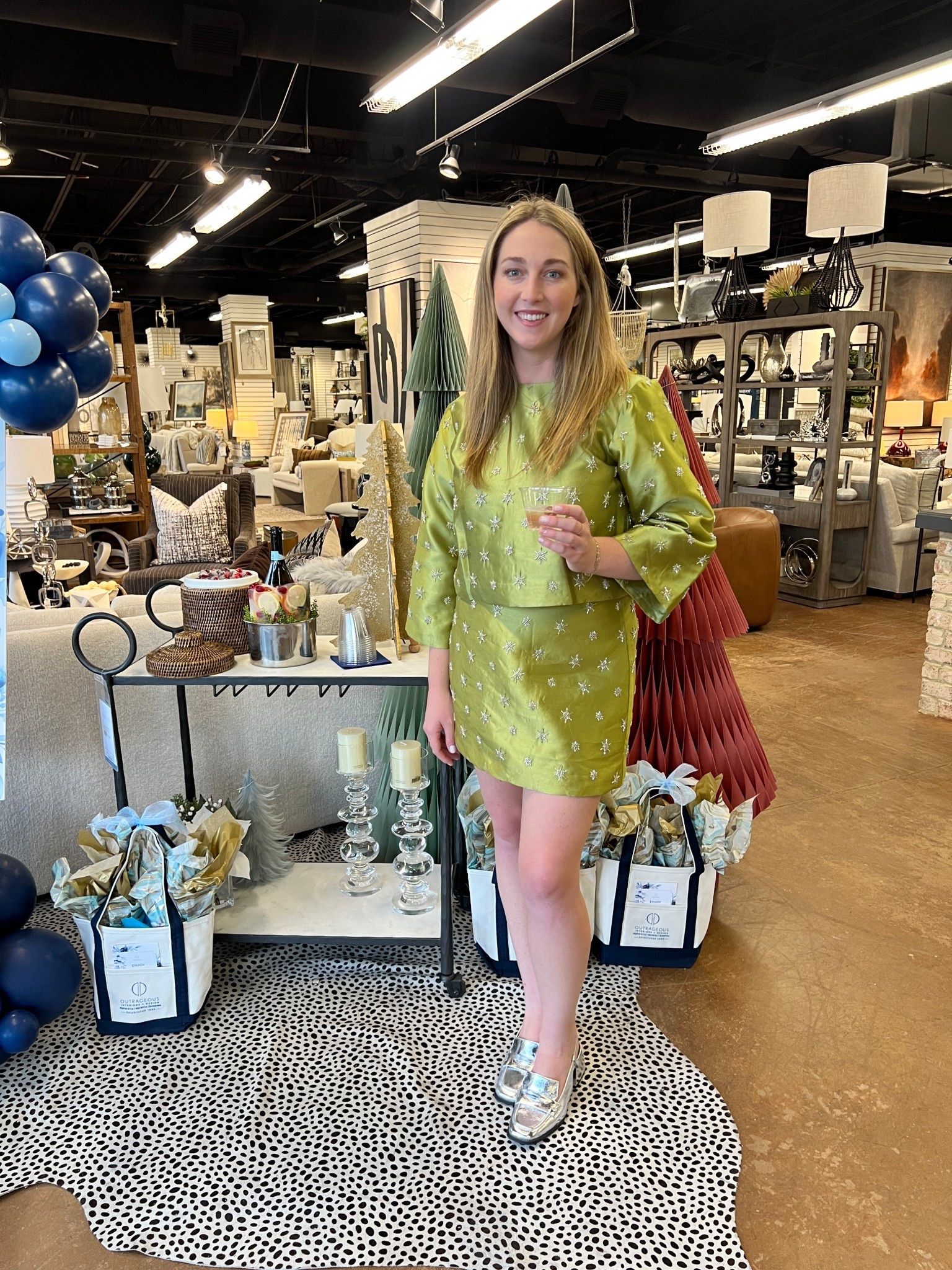 super cute party set 🤍