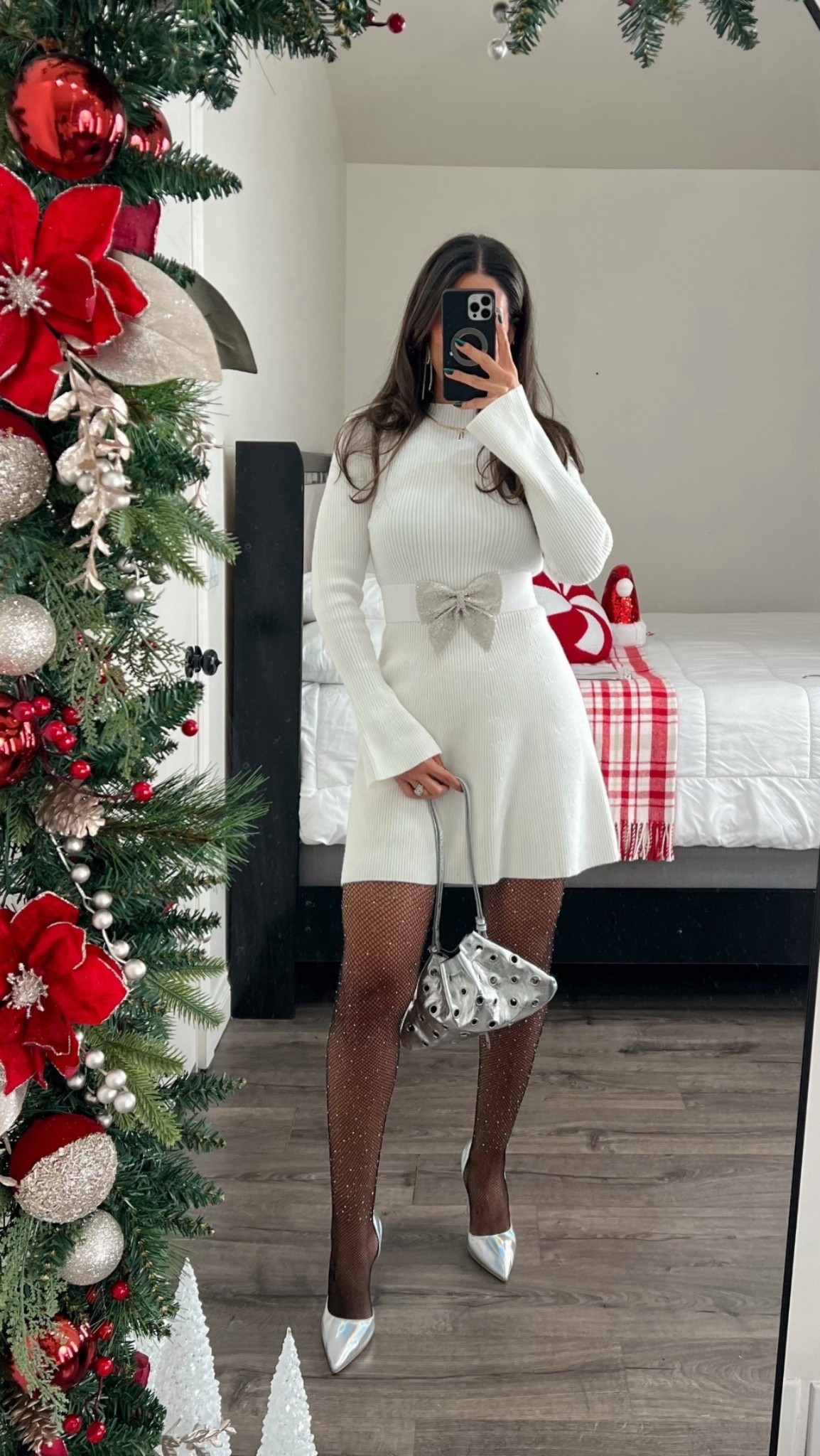 Last minute holiday look on prime - will come in time


#LTKHoliday #LTKFindsUnder50 #LTKSeasonal