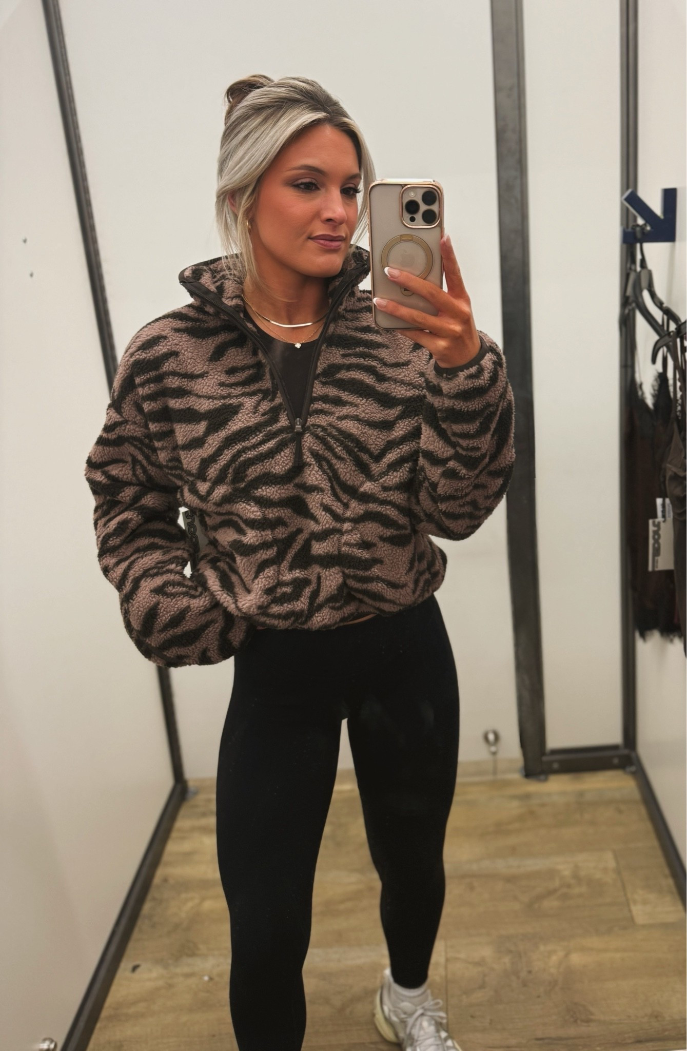 Cute pullover from Old navy! Wearing a size medium!

#LTKgrwm #LTKootd