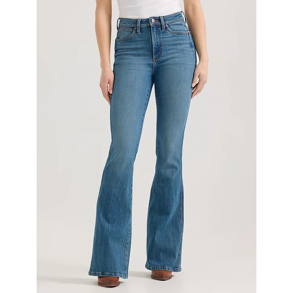 Women's Wrangler Retro® Bailey High Rise Flare Jean in Collins | Wrangler