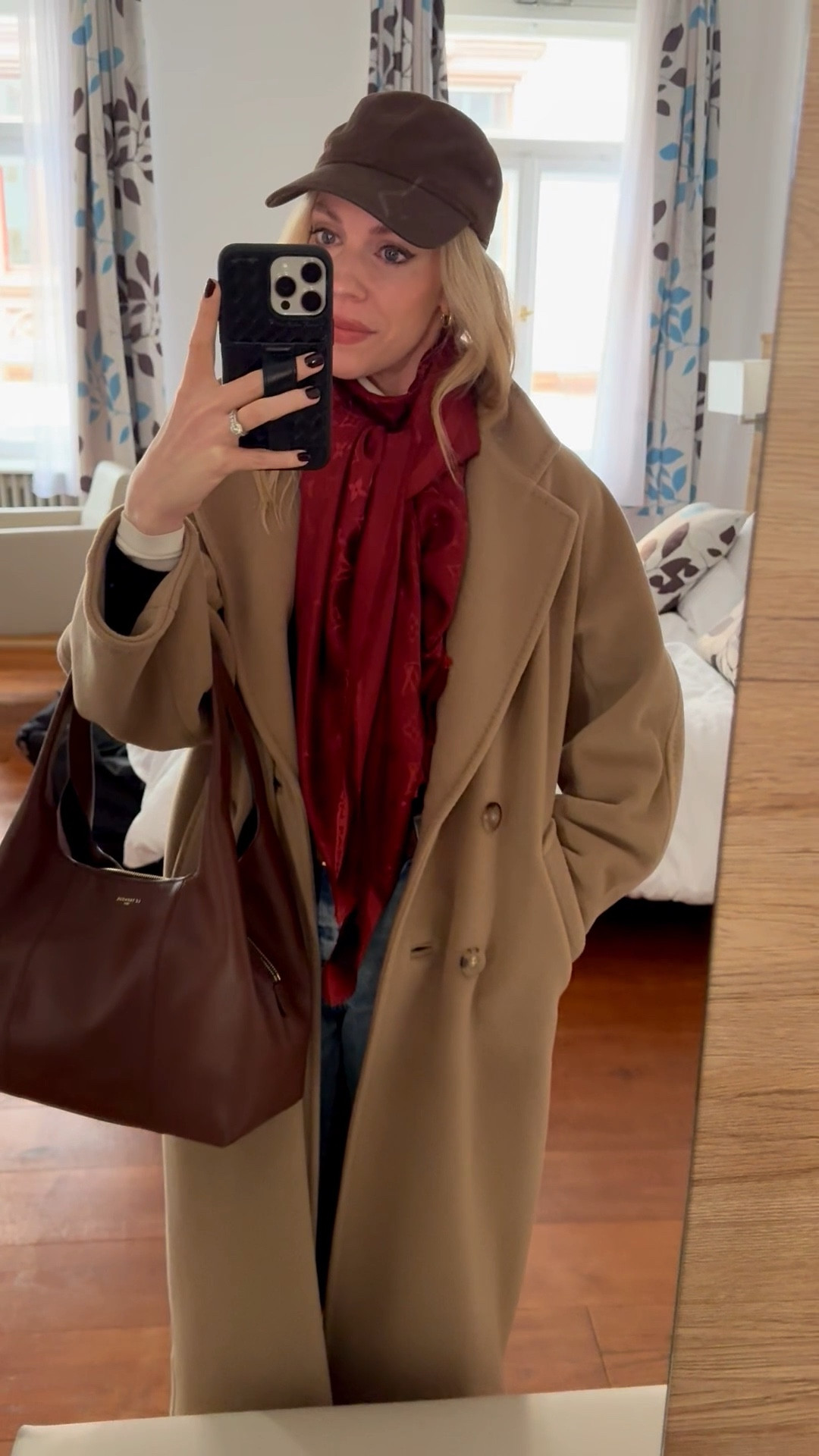 Travel look, casual chic, camel coat, @Zara brown baseball cap, dark brown spring handbag, Adidas Samba sneakers outfit 

#LTKOver40 #LTKSeasonal #LTKTravel
