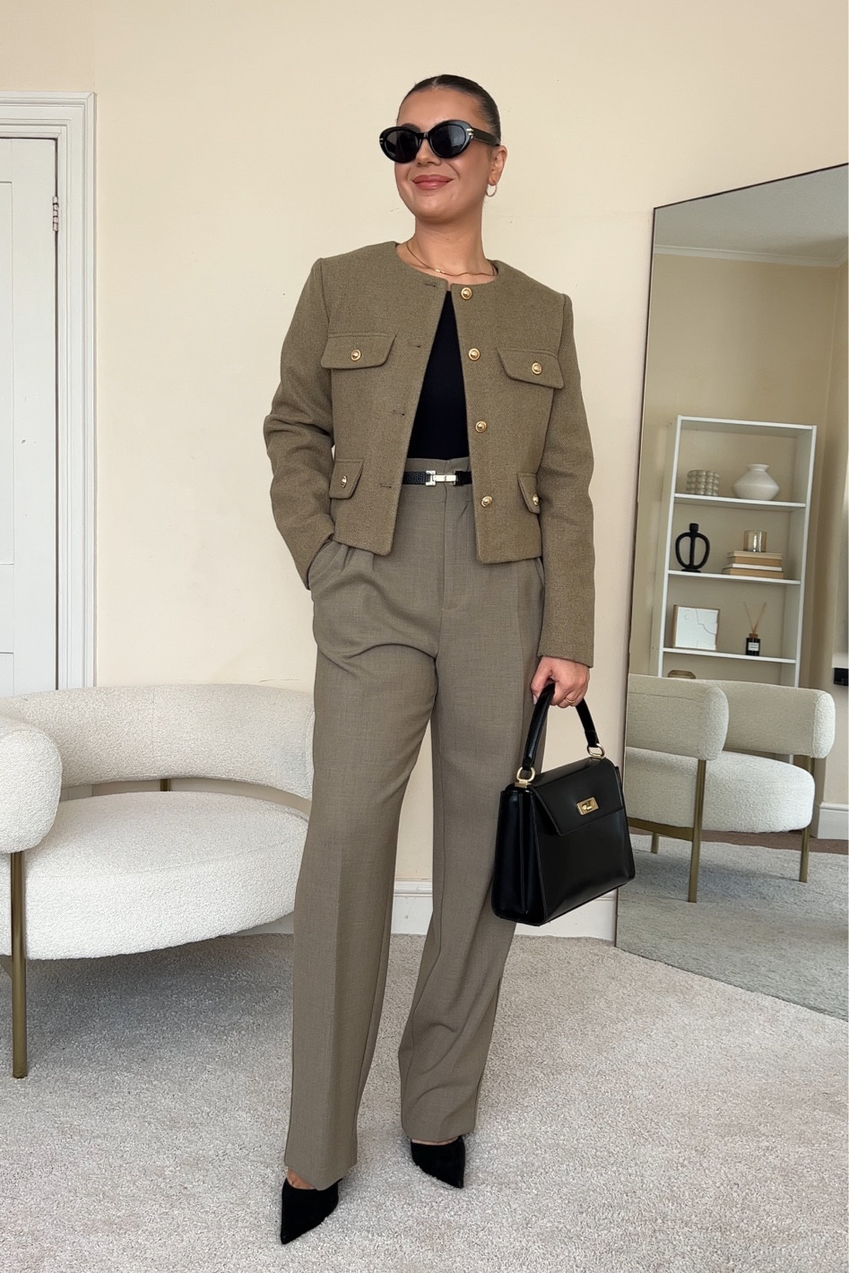 Autumn workwear/smart casual outfit, with a khaki tweed jacket.
Trousers are from Mango, last year, wearing size UK12.
Jacket is from Zara, ref. 3046/278, wearing size M.
Bodysuit is also from Zara.

#LTKstyletip #LTKfindsunder50 #LTKeurope