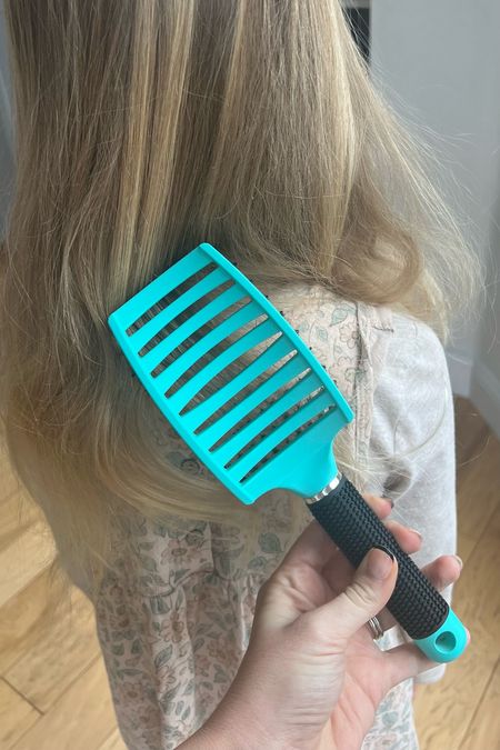 Helps with tangles easily and Viv says it does NOT hurt. 👏🏼

#LTKkids