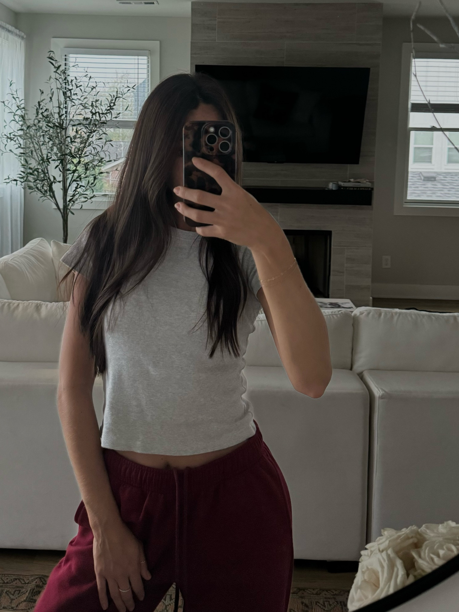 The color of this sweat suit is too good to pass up ♥️

#LTKGiftGuide #LTKHoliday #LTKSeasonal