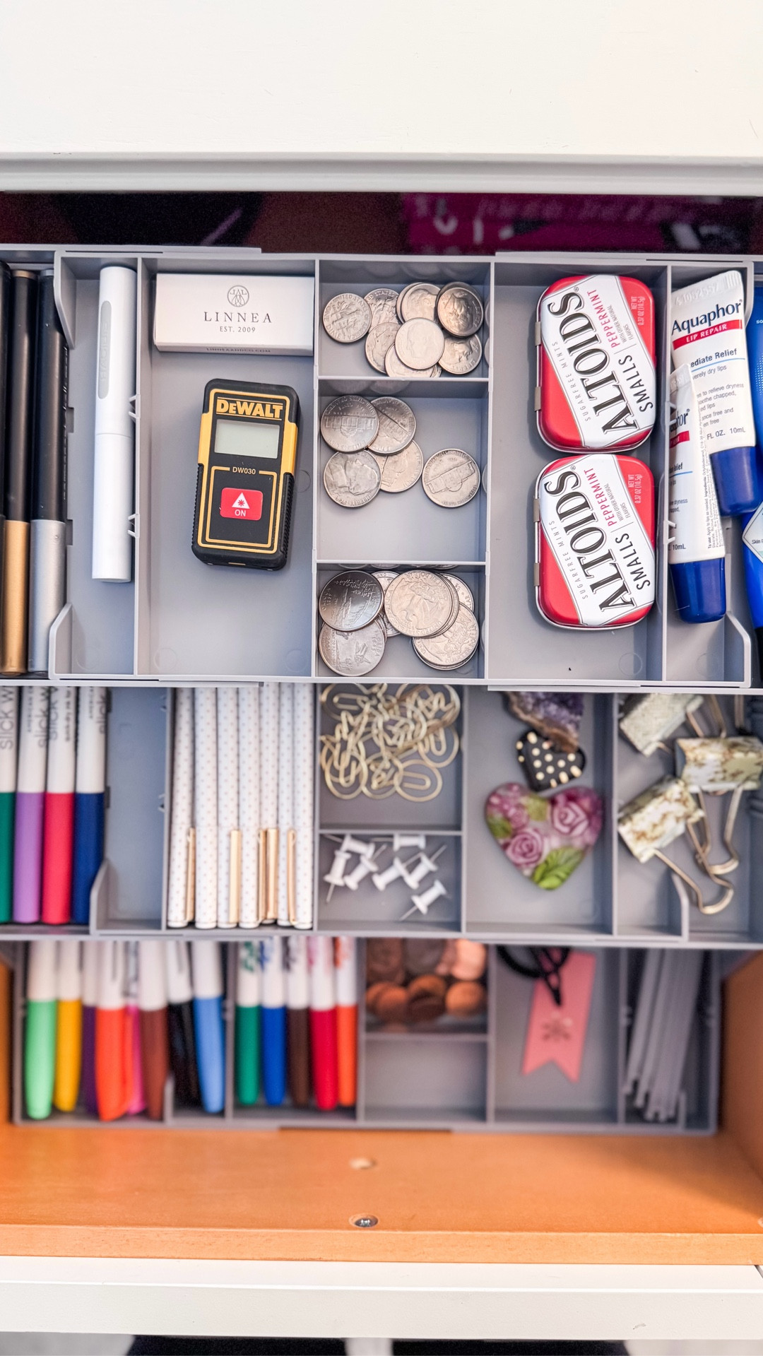 This 3-tier expandable drawer organizer is so smart for any drawer! It adapts to fit any drawer size and keeps so many varieties of drawer contents perfectly organized. The collapsible design means that it will work for you in your bathroom, vanity, kitchen junk drawer or office drawer. One organizer - endless uses!

#LTKSaleAlert #LTKHome