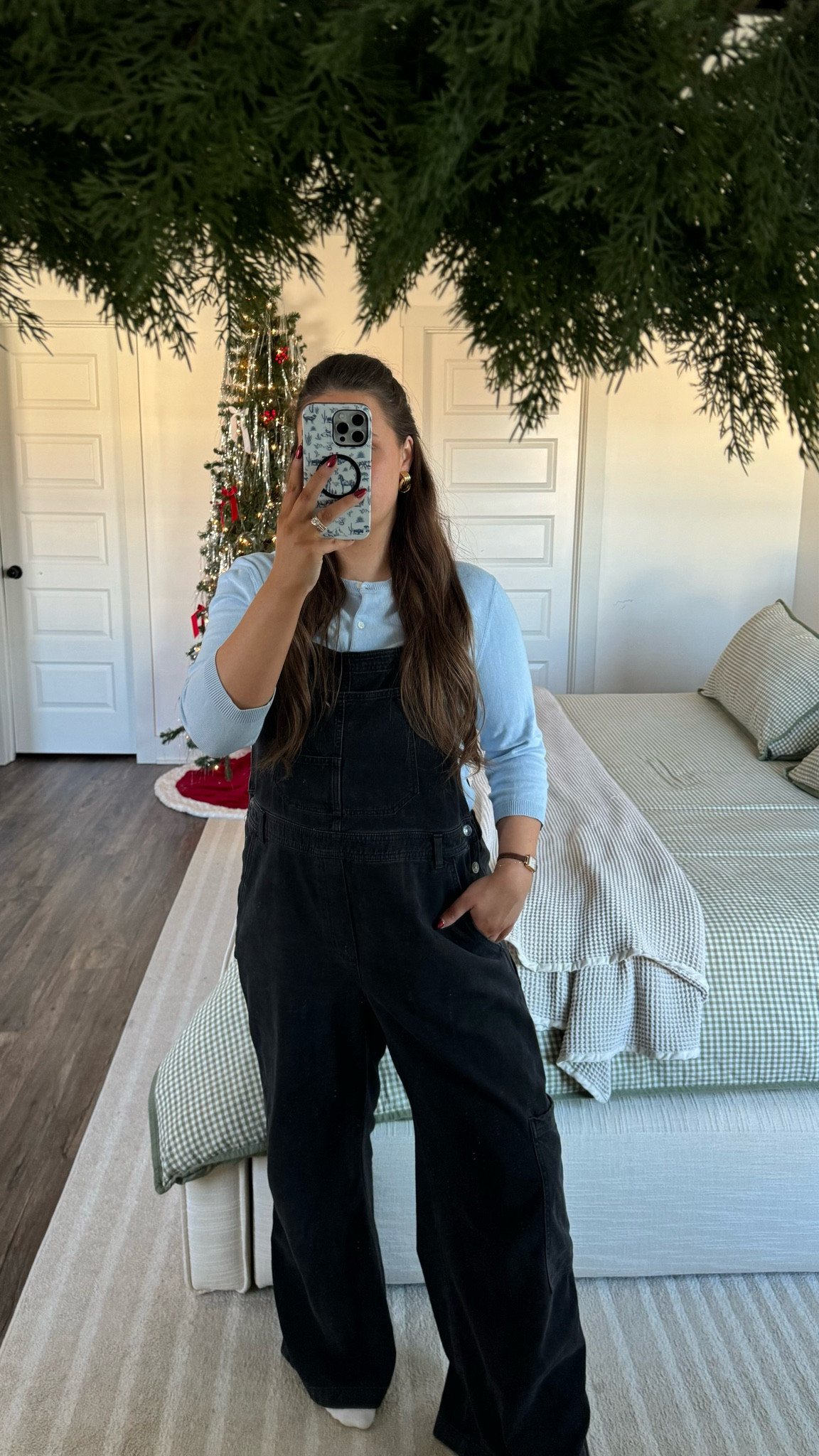 My fav overalls! Size Large 

#LTKMidsize #LTKFindsUnder50 #LTKFamily