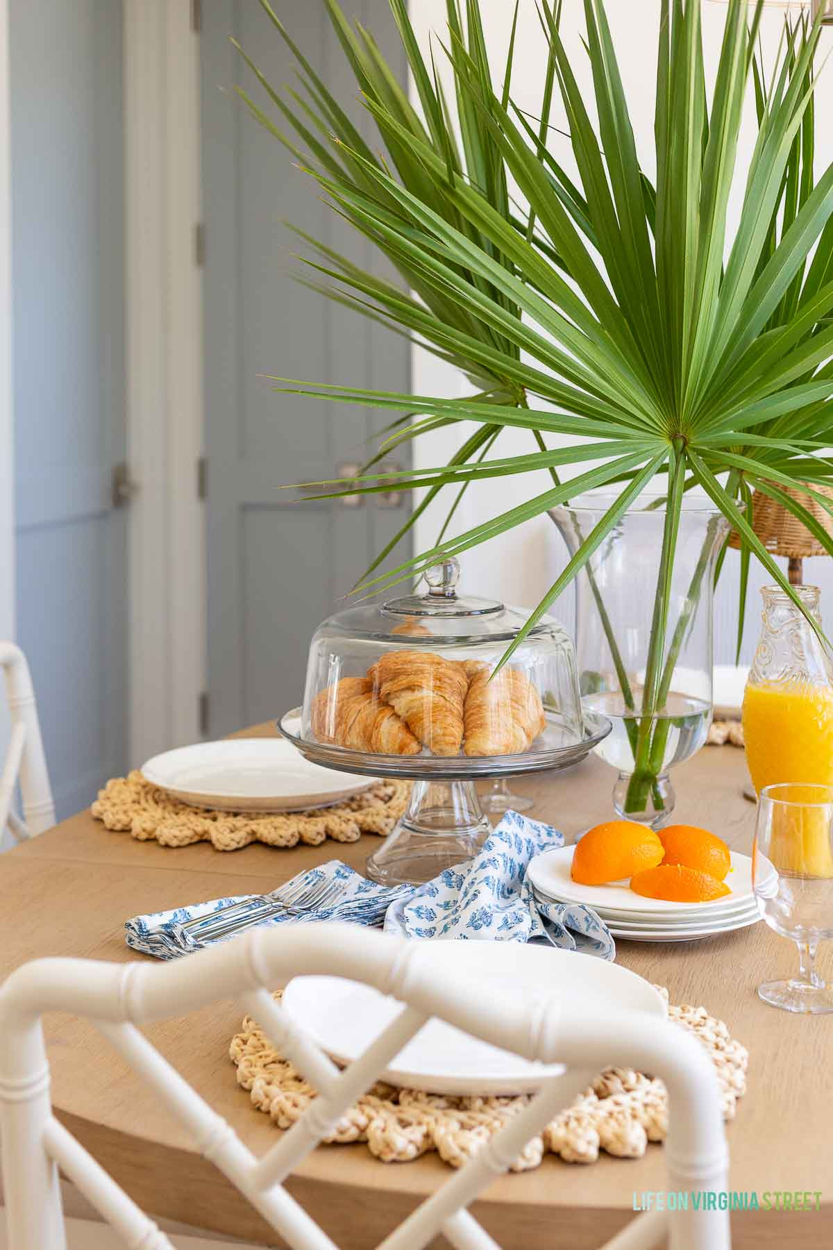 Modern coastal dining room🙌🏻🙌🏻

#LTKdayinmylife #LTKSeasonal #LTKHome